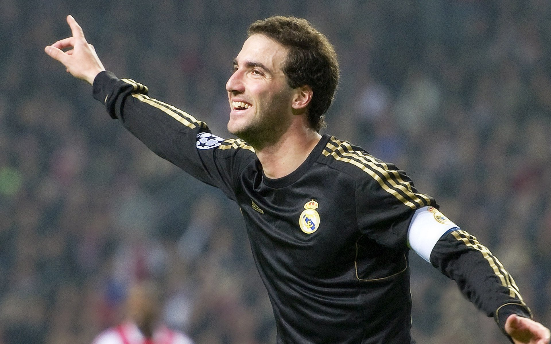 kaiyun体育app-史上最感人“冠军夜”：荣耀与泪水交织，荣耀冠军bgm