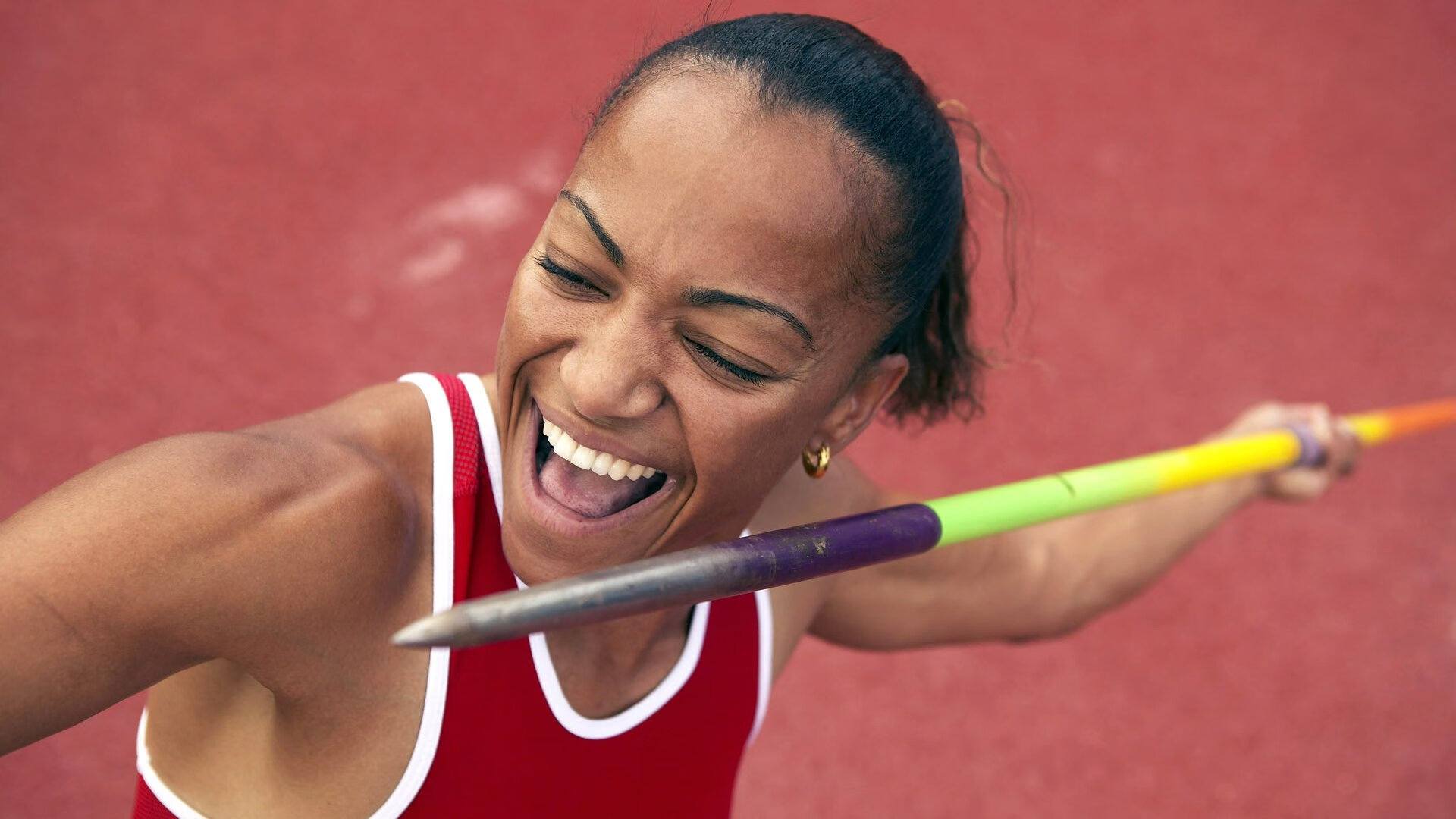 “沙滩手球在天府新区赛场精彩亮相，运动员拼尽全力”